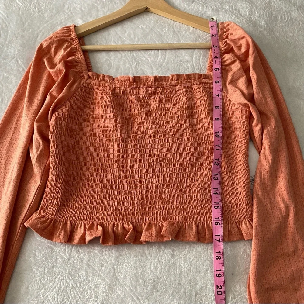 NWT Cropped Smocked Square Neck Billow Sleeve Top